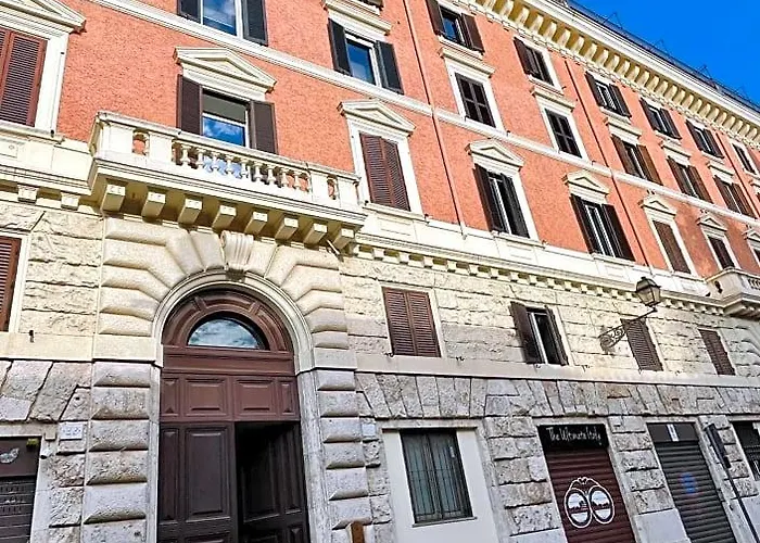 Martina Al Colosseo Apartment Rome